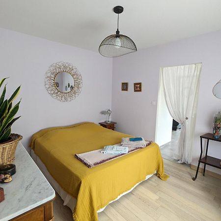 La Maison Sous L'Olivier Villa Morieres-les-Avignon Luaran gambar