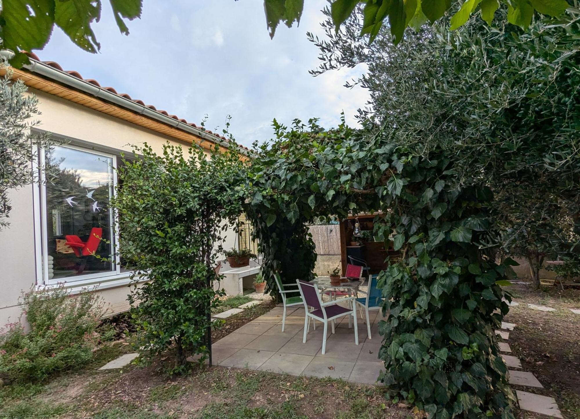 La Maison Sous L'Olivier Villa Morieres-les-Avignon Luaran gambar