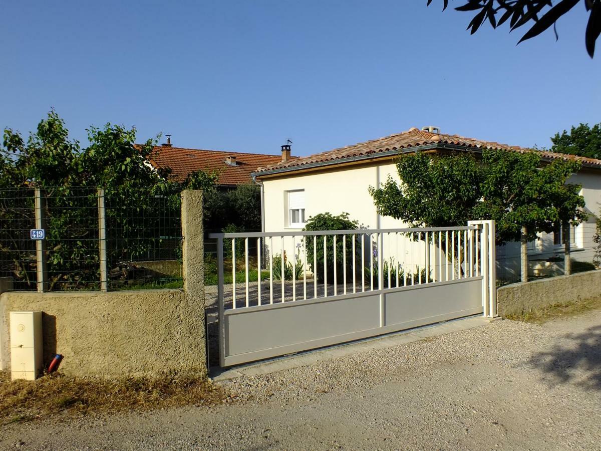 La Maison Sous L'Olivier Villa Morieres-les-Avignon Luaran gambar